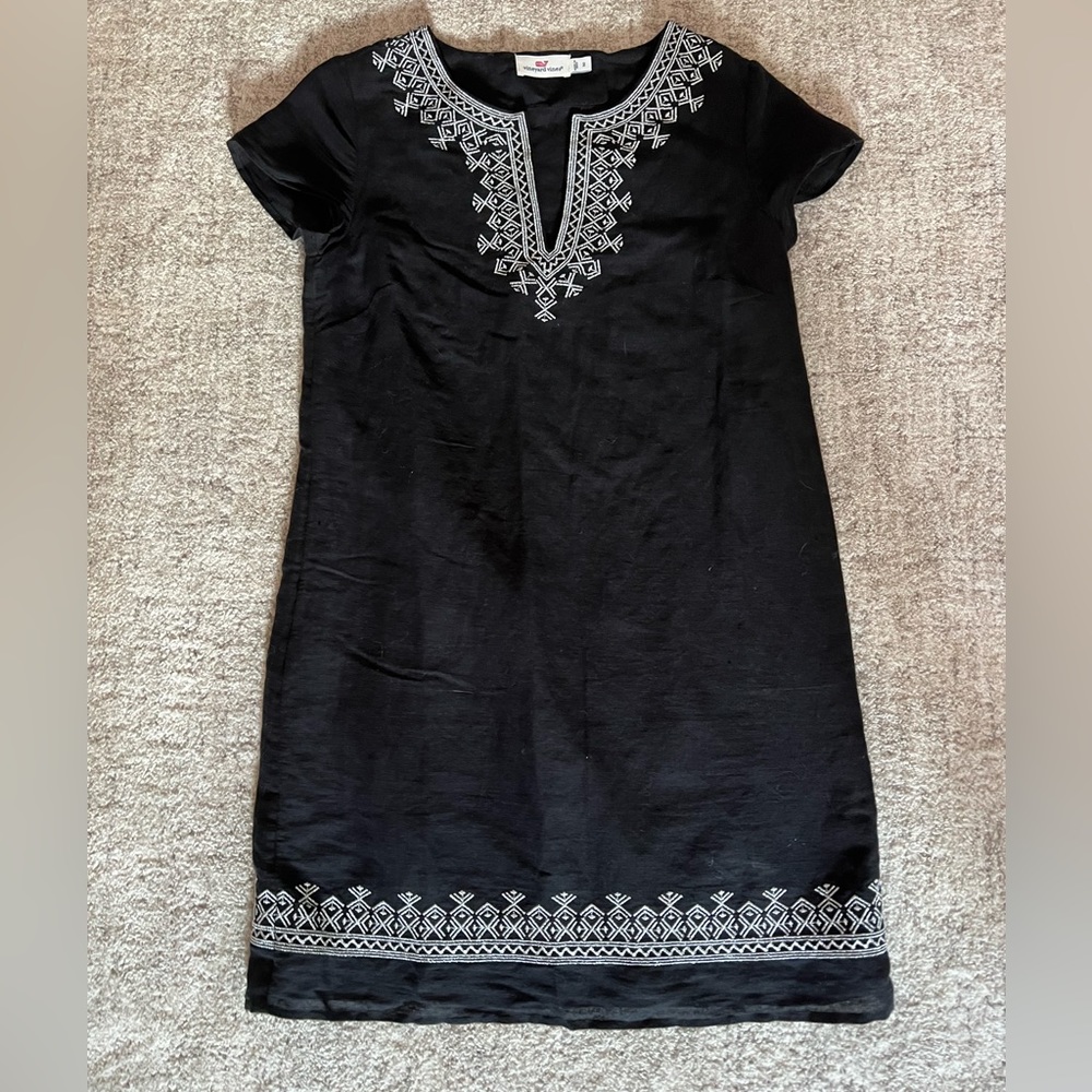 Vineyard Vines Holiday Embroidered dress